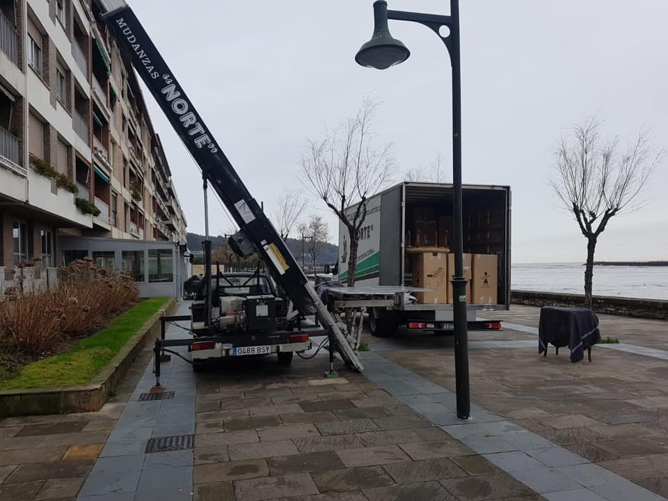 Personal especializado en transporte de muebles y electrodomésticos.